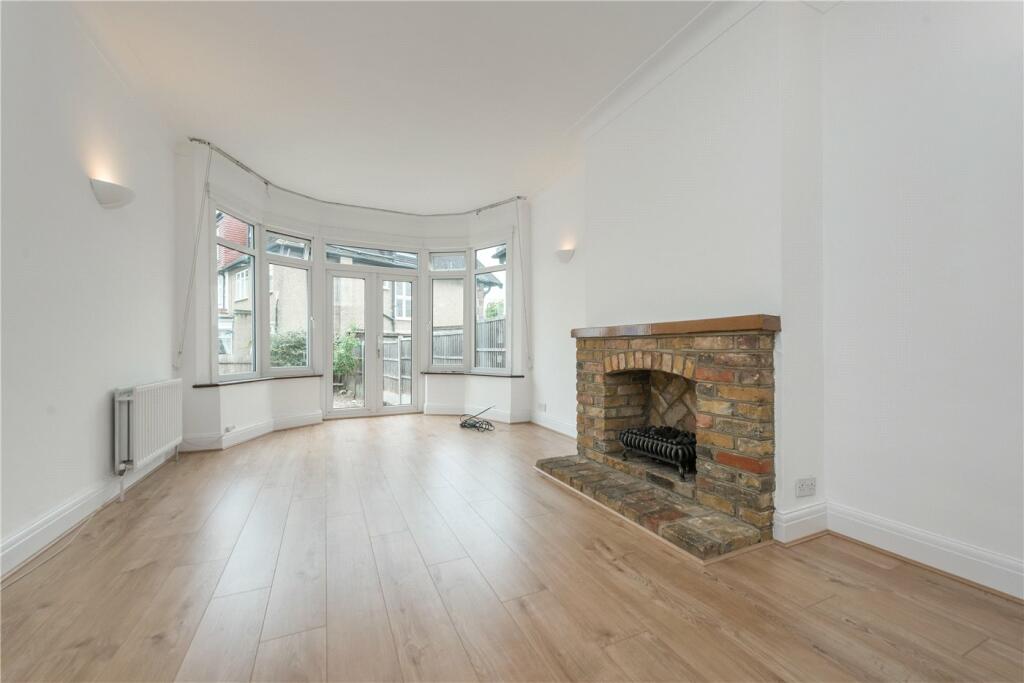 3 bed Semi Detached for rent in London. From Winkworth - Kensal Rise & Queen's Park