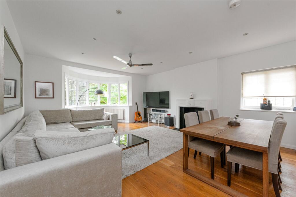 3 bed Apartment for rent in Willesden. From Winkworth - Kensal Rise & Queen's Park