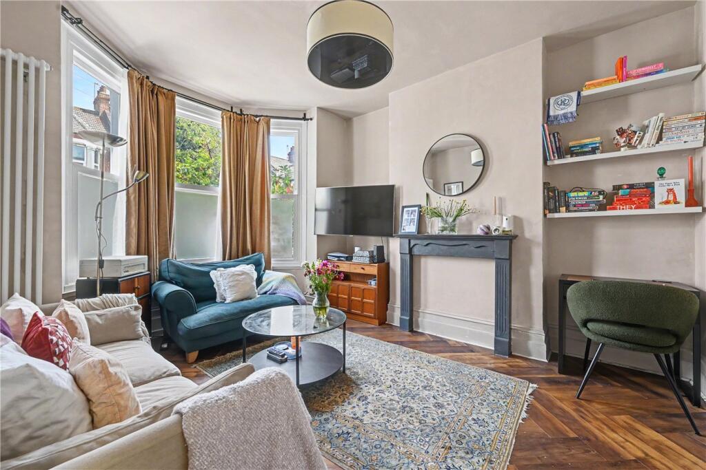2 bed Apartment for rent in Willesden. From Winkworth - Kensal Rise & Queen's Park