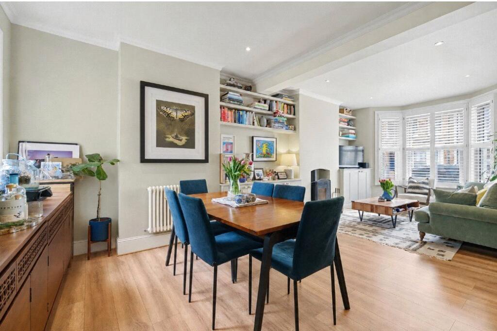 3 bed Mid Terraced House for rent in London. From Winkworth - Kensal Rise & Queen's Park