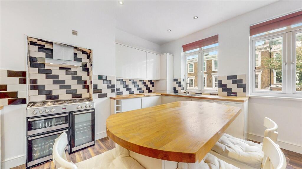 2 bed Apartment for rent in Camden Town. From Winkworth - Kentish Town