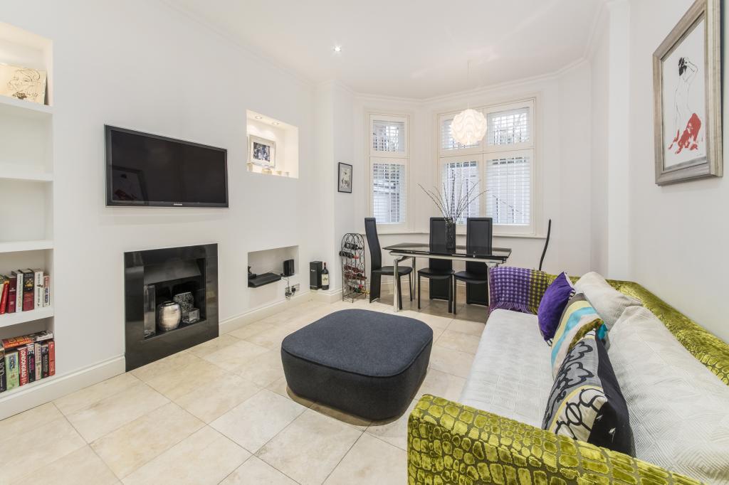 2 bed Apartment for rent in Chelsea. From Winkworth - Knightsbridge