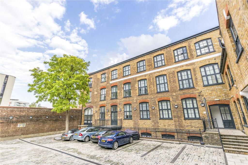 1 bed House (unspecified) for rent in London. From Winkworth - Shoreditch
