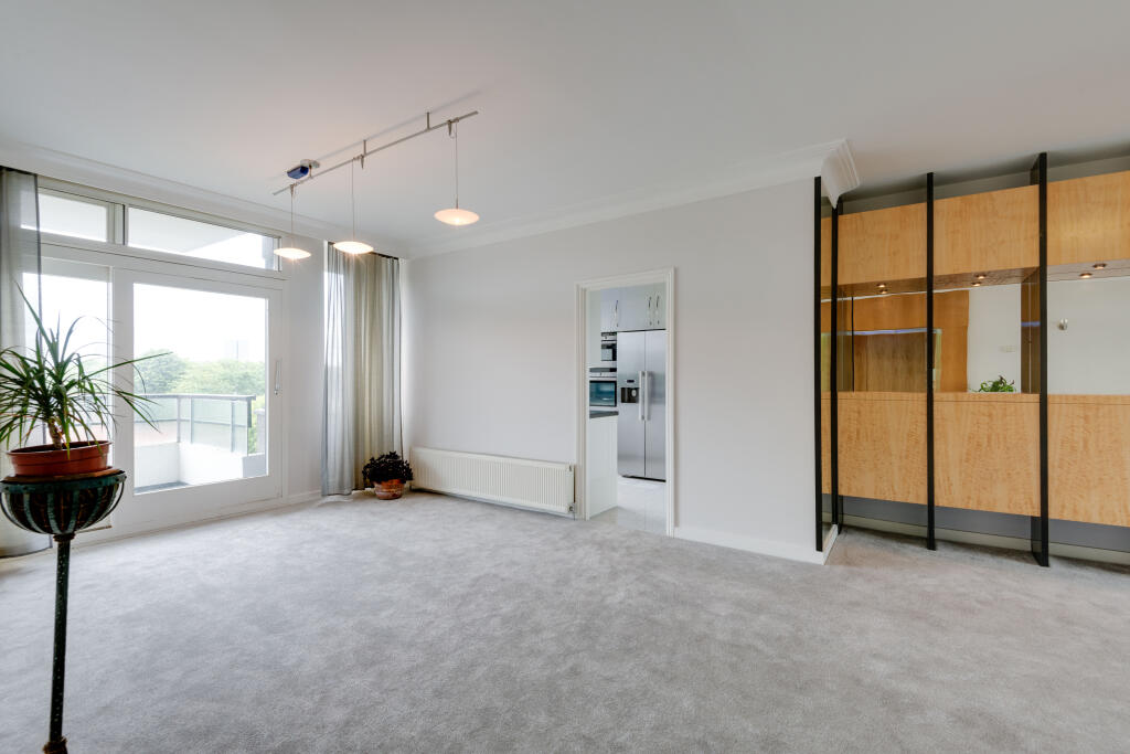 4 bed Apartment for rent in London. From Winkworth - St Johns Wood
