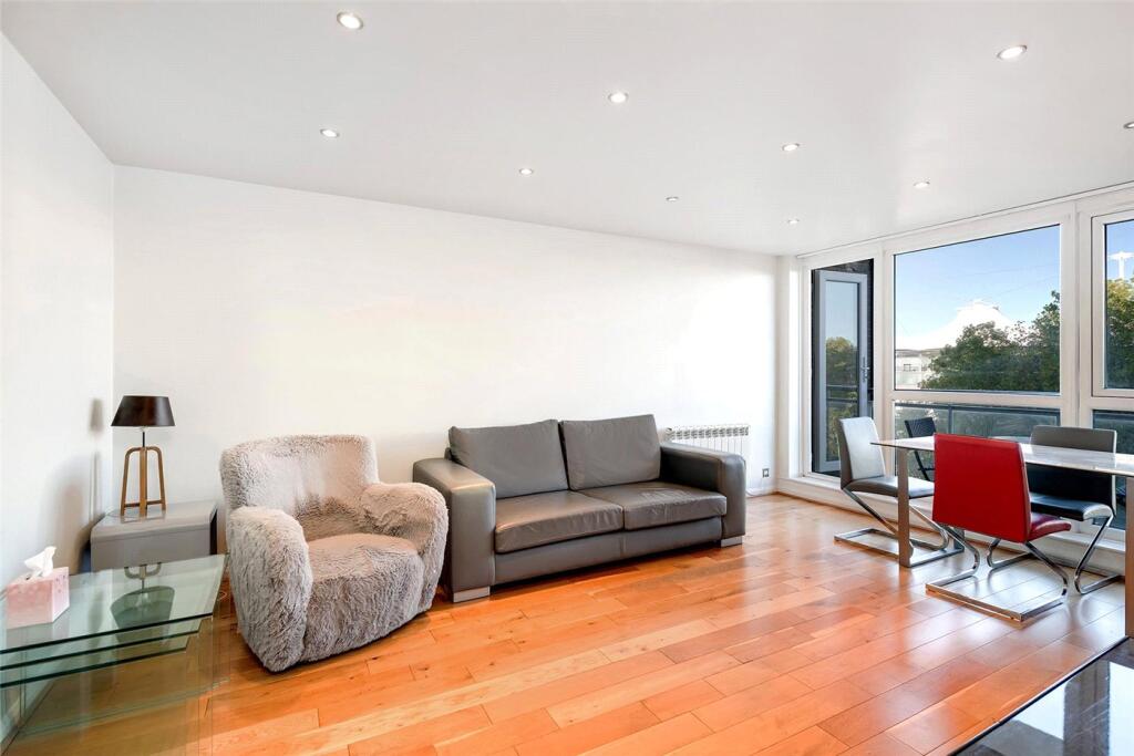 2 bed Apartment for rent in London. From Winkworth - St Johns Wood