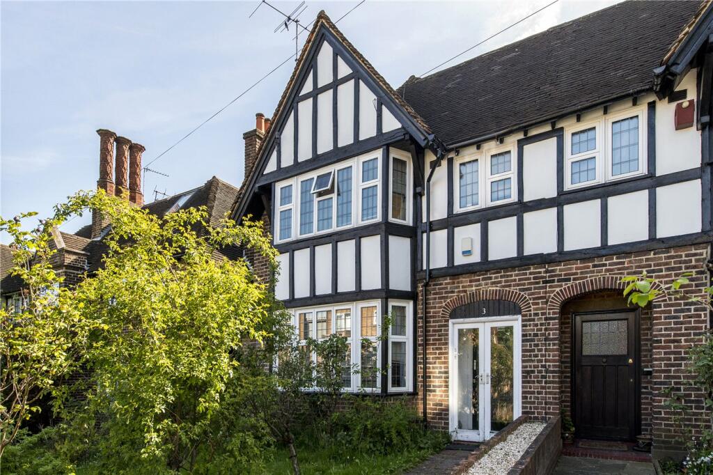 4 bed Semi Detached for rent in London. From Winkworth - Streatham