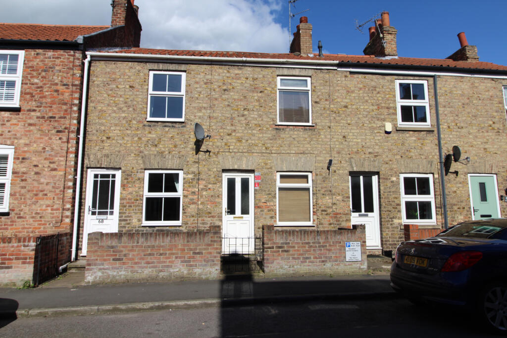2 bed Mid Terraced House for rent in Beverley. From Dee Atkinson & Harrison - Driffield 2 bed Mid Terraced House for rent in Beverley. From Dee Atkinson & Harrison - Driffield