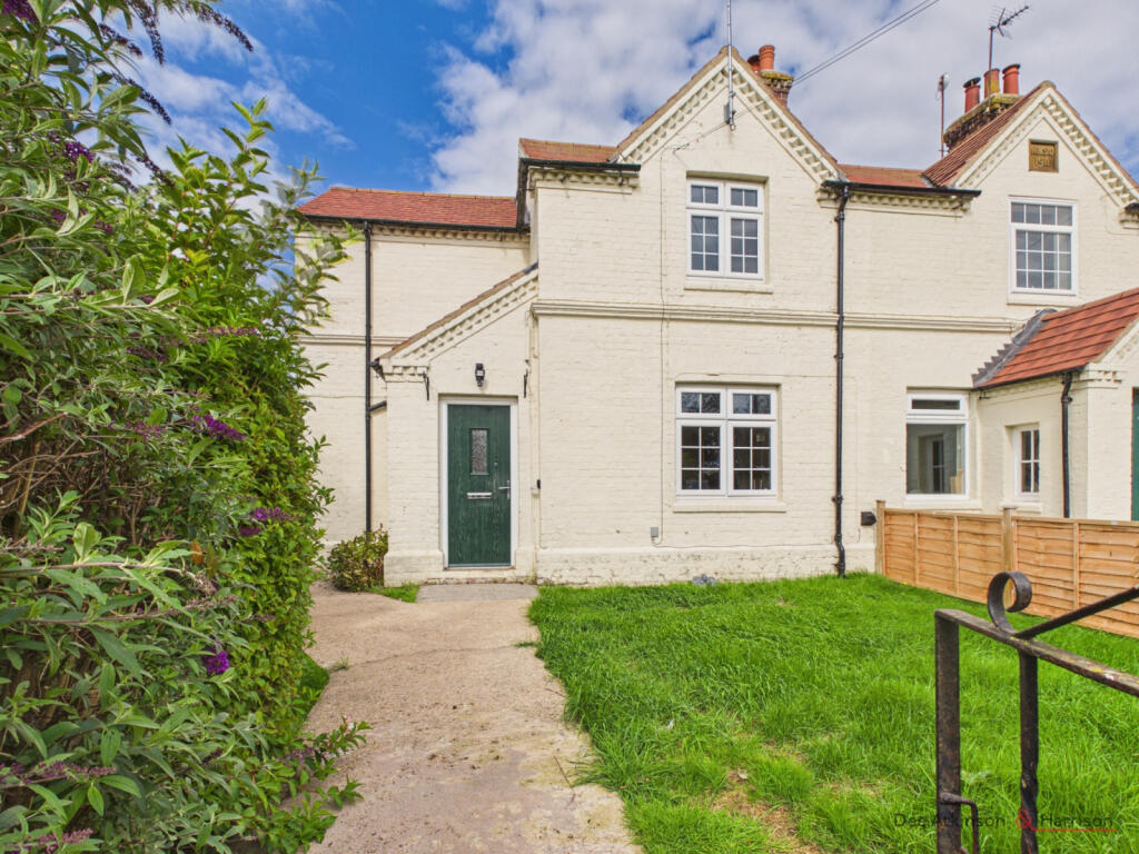 3 bed Detached for rent in Harpham. From Dee Atkinson & Harrison - Driffield 3 bed Detached for rent in Harpham. From Dee Atkinson & Harrison - Driffield