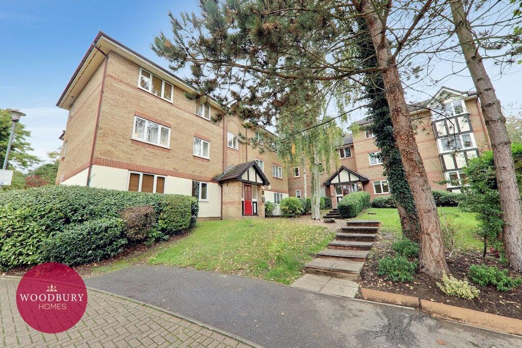 1 bed Apartment for rent in Epping. From Woodbury Homes - Loughton