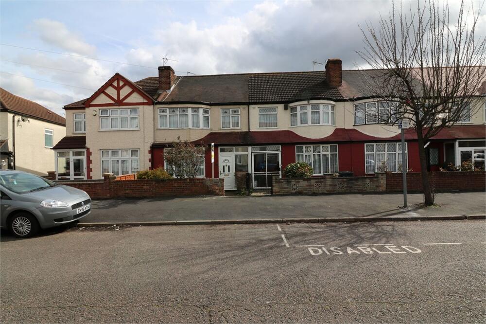 3 bed Mid Terraced House for rent in Waltham Cross. From Woodhouse Property Consultants