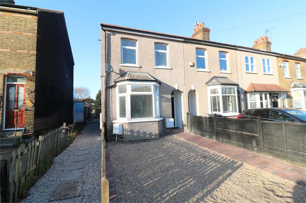 1 bed Apartment for rent in Waltham Cross. From Woodhouse - Cheshunt