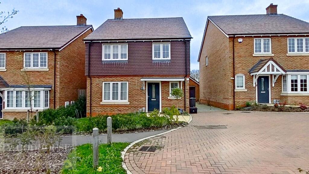 4 bed Detached for rent in . From Woodhouse - Cheshunt 4 bed Detached for rent in . From Woodhouse - Cheshunt
