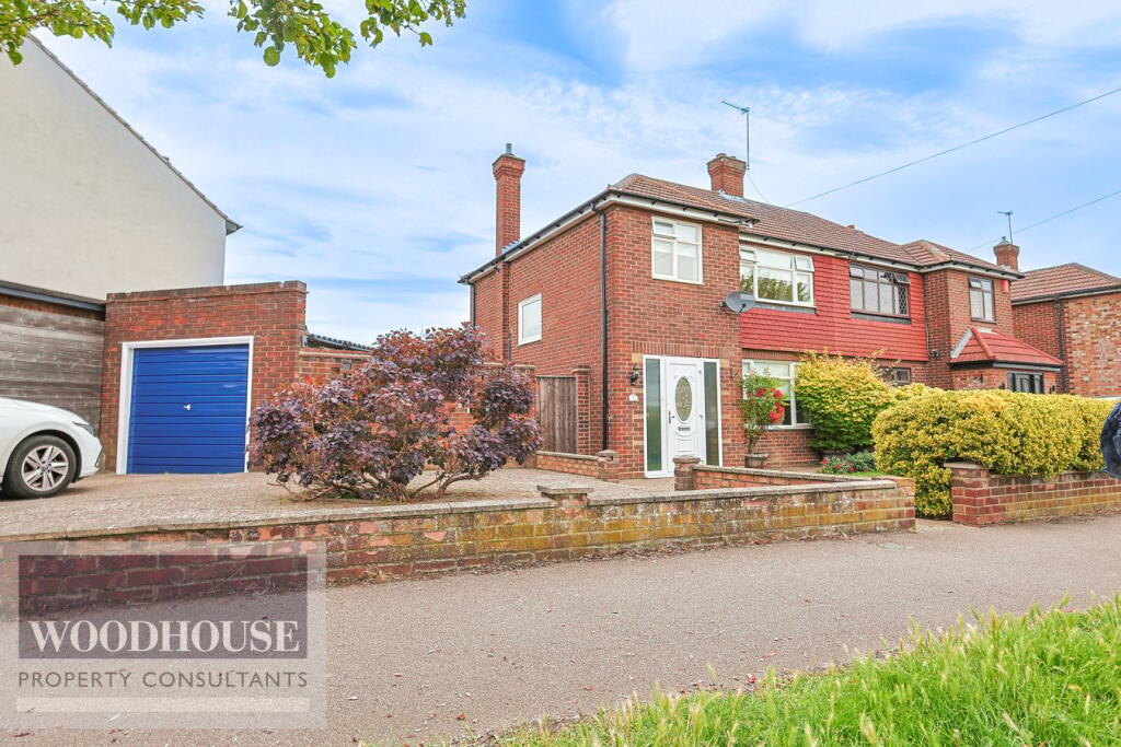 3 bed Semi Detached for rent in Cheshunt. From Woodhouse - Cheshunt