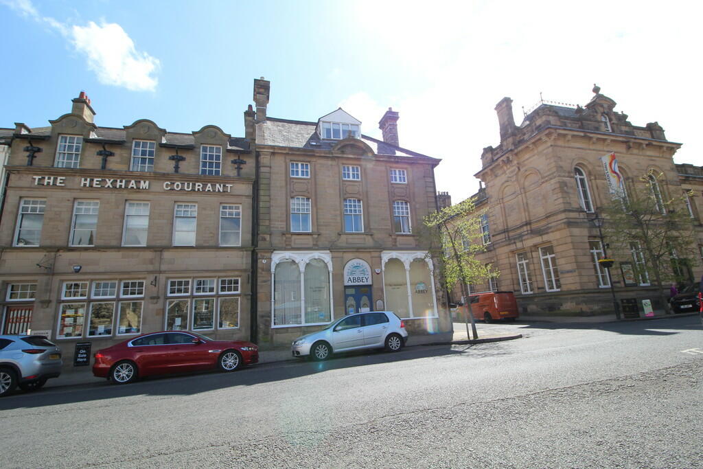 2 bed Apartment for rent in Hexham. From Youngs RPS - Hexham