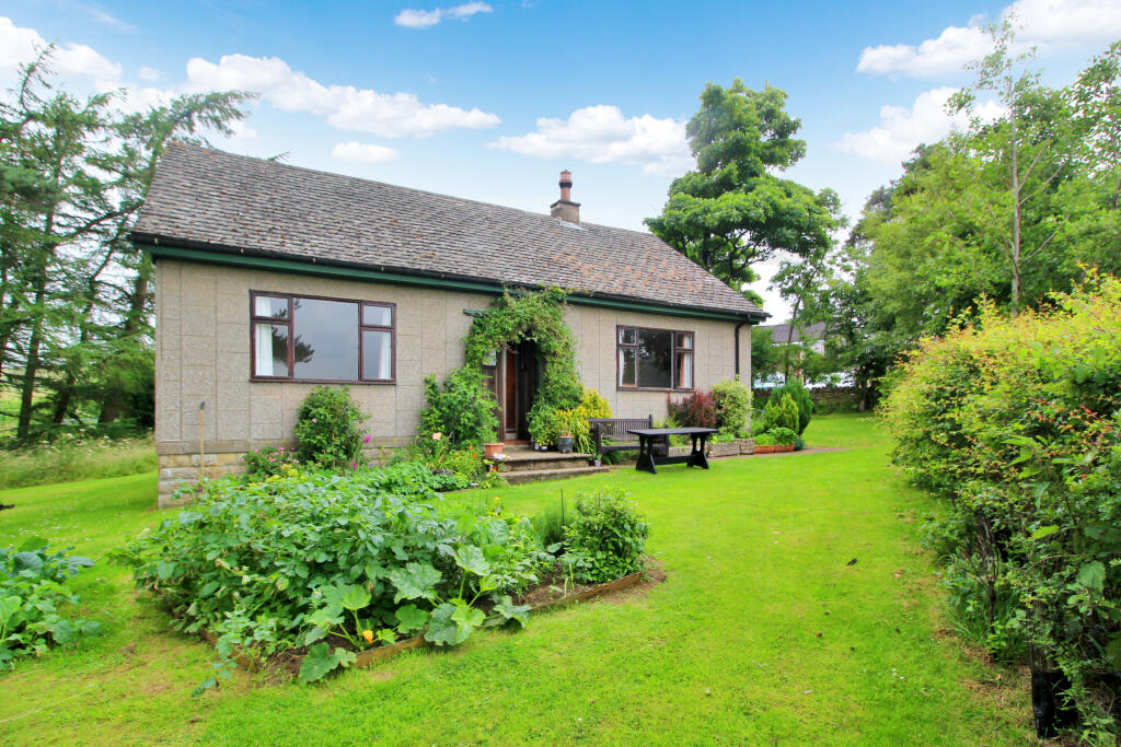 3 bed Bungalow for rent in Hexham. From Youngs RPS - Hexham
