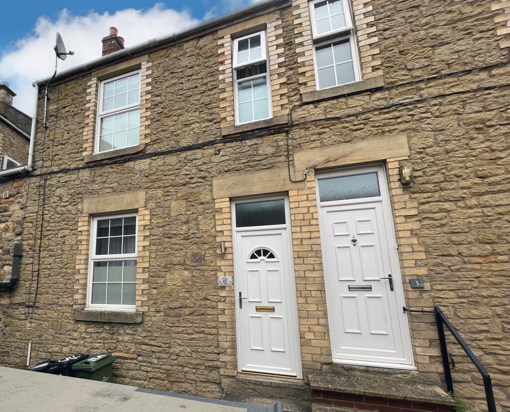 1 bed Mid Terraced House for rent in Hexham. From Youngs RPS - Hexham