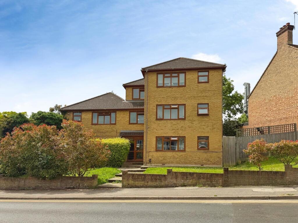 2 bed 1st Floor Flat for rent in Crayford. From Your Move - Bexleyheath 2 bed 1st Floor Flat for rent in Crayford. From Your Move - Bexleyheath
