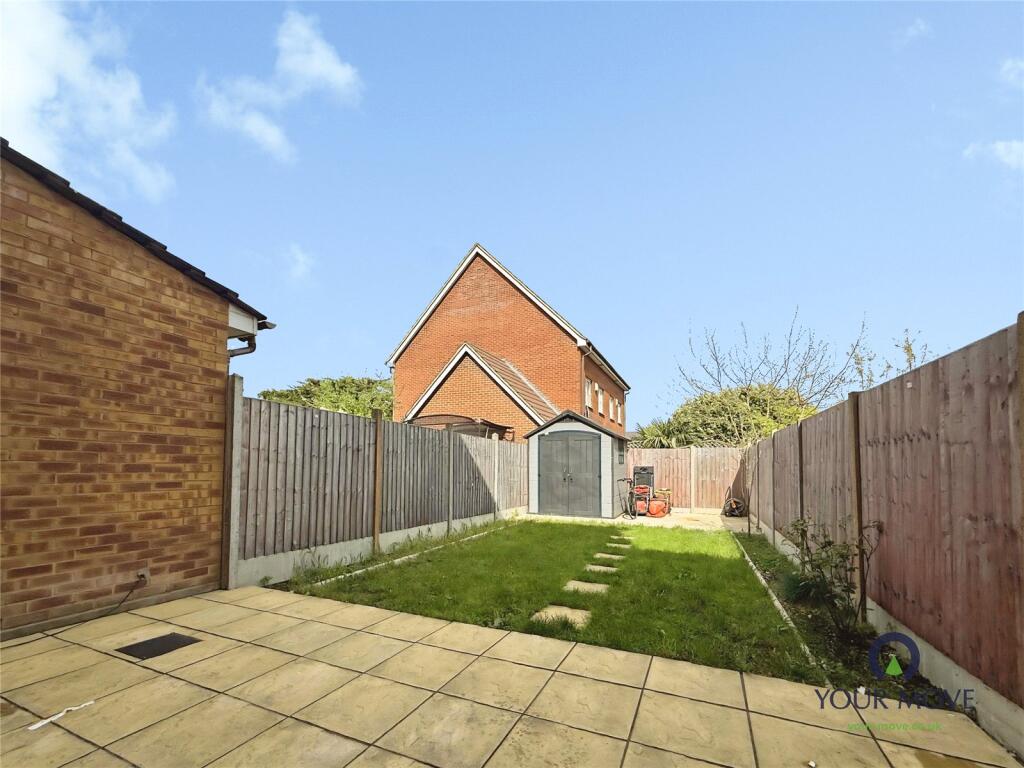 4 bed Detached for rent in Erith. From Your Move - Northumberland Heath
