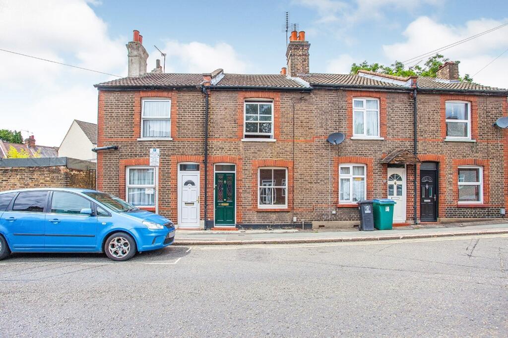 2 bed Mid Terraced House for rent in Watford. From Your Move - Whickham