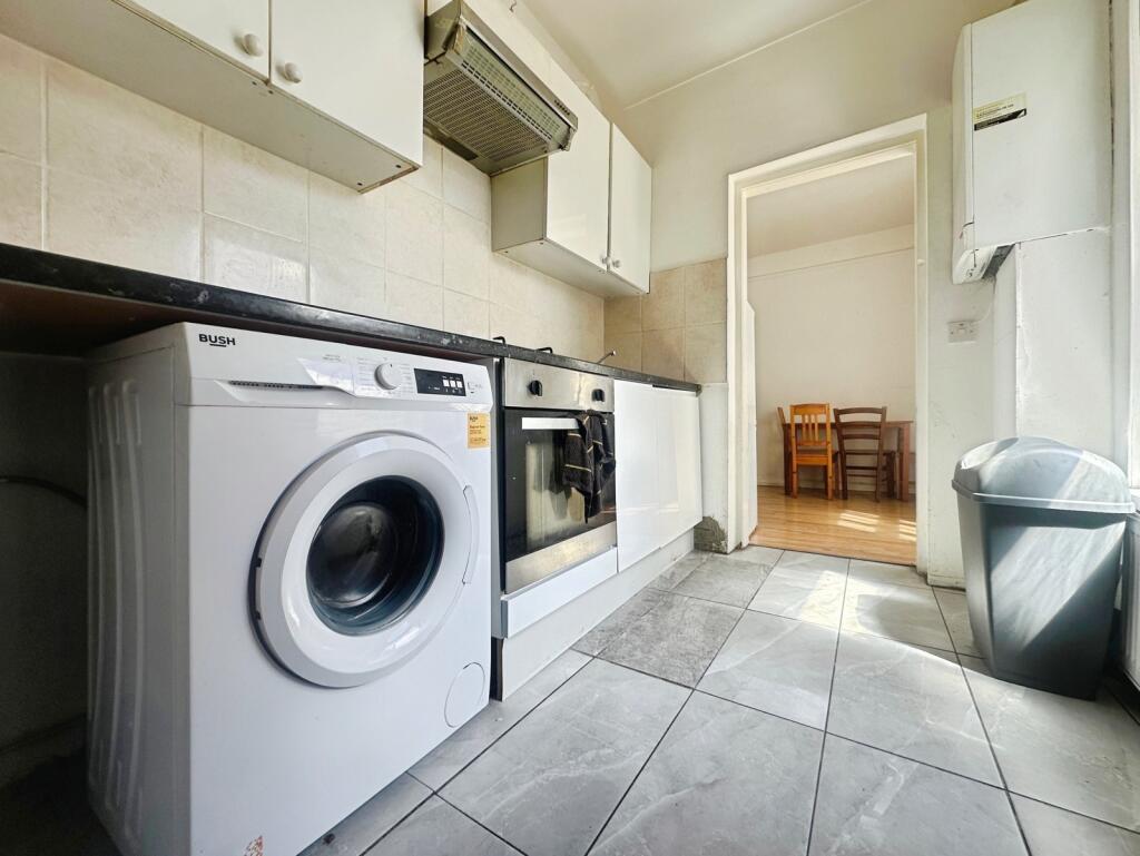 3 bed 1st Floor Flat for rent in Watford. From Your Move - Whickham 3 bed 1st Floor Flat for rent in Watford. From Your Move - Whickham