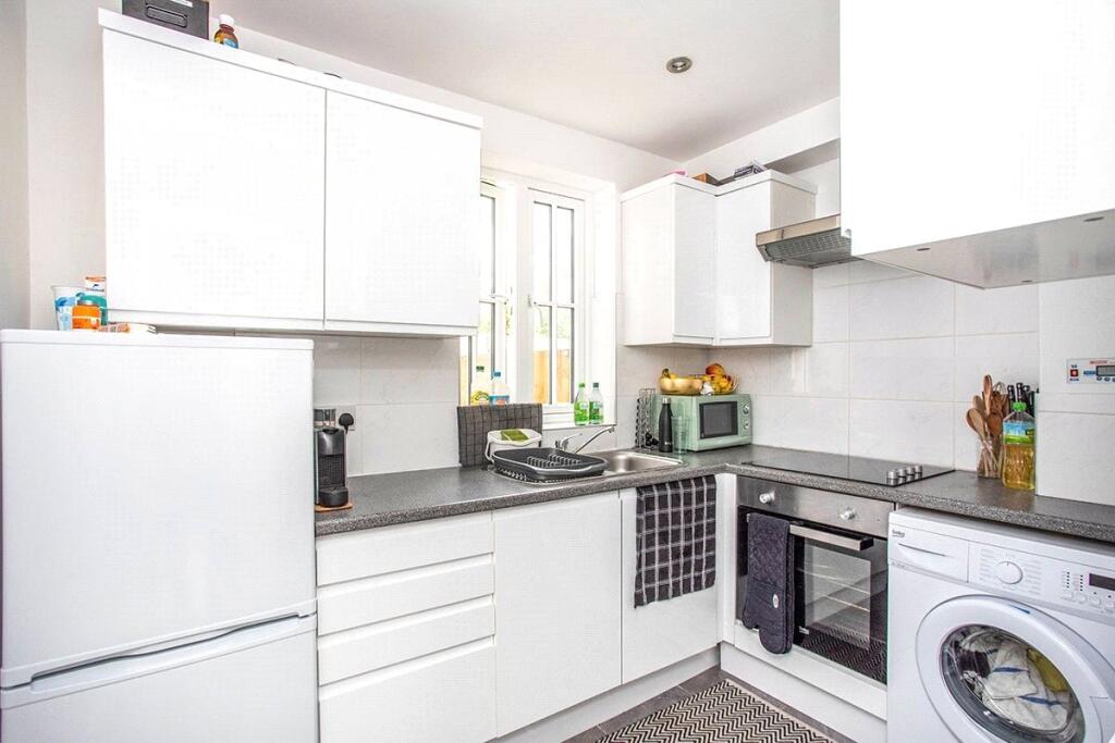 2 bed 1st Floor Flat for rent in Watford. From Your Move - Whickham 2 bed 1st Floor Flat for rent in Watford. From Your Move - Whickham