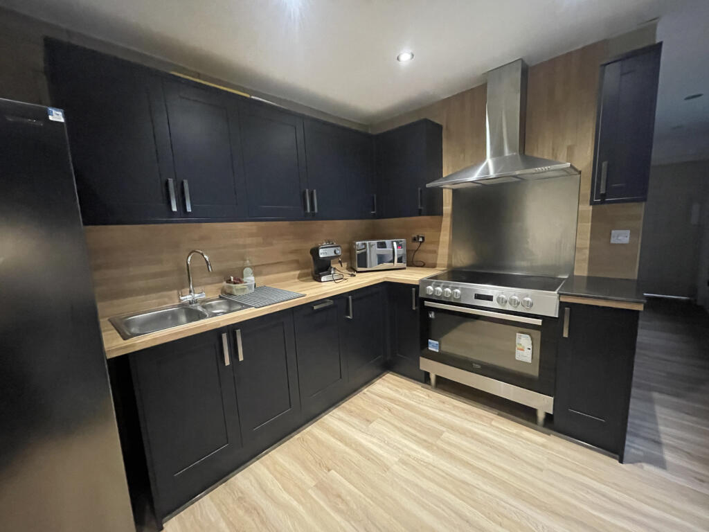 4 bed House Share for rent in Warrington. From Domlets Ltd - Warrington