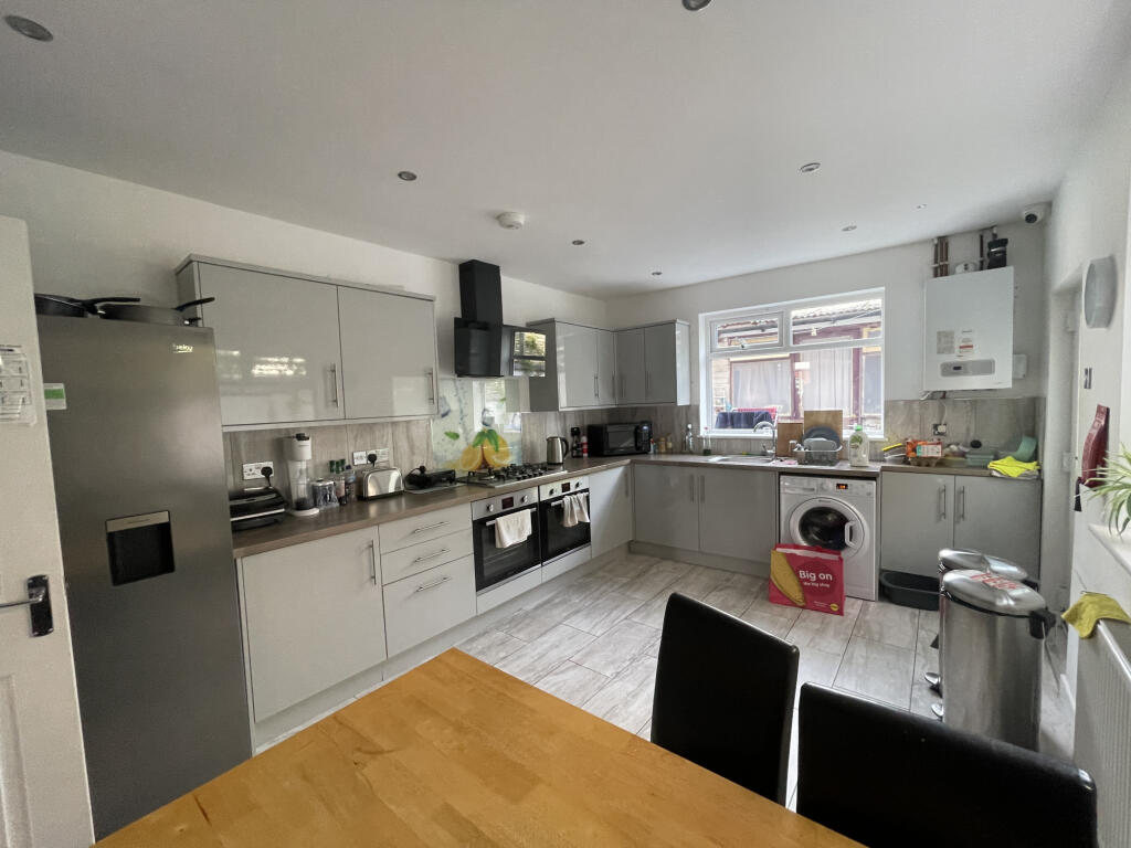 0 bed House Share for rent in Warrington. From Domlets Ltd - Warrington