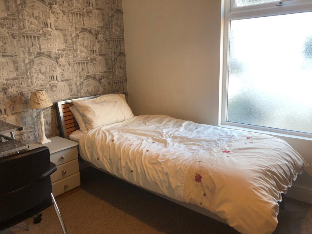 1 bed House Share for rent in Warrington. From Domlets Ltd - Warrington