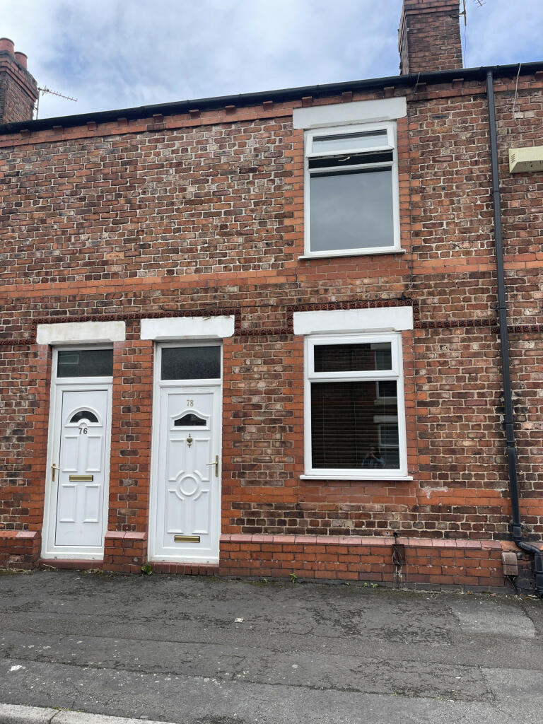 2 bed Mid Terraced House for rent in Warrington. From Domlets Ltd - Warrington