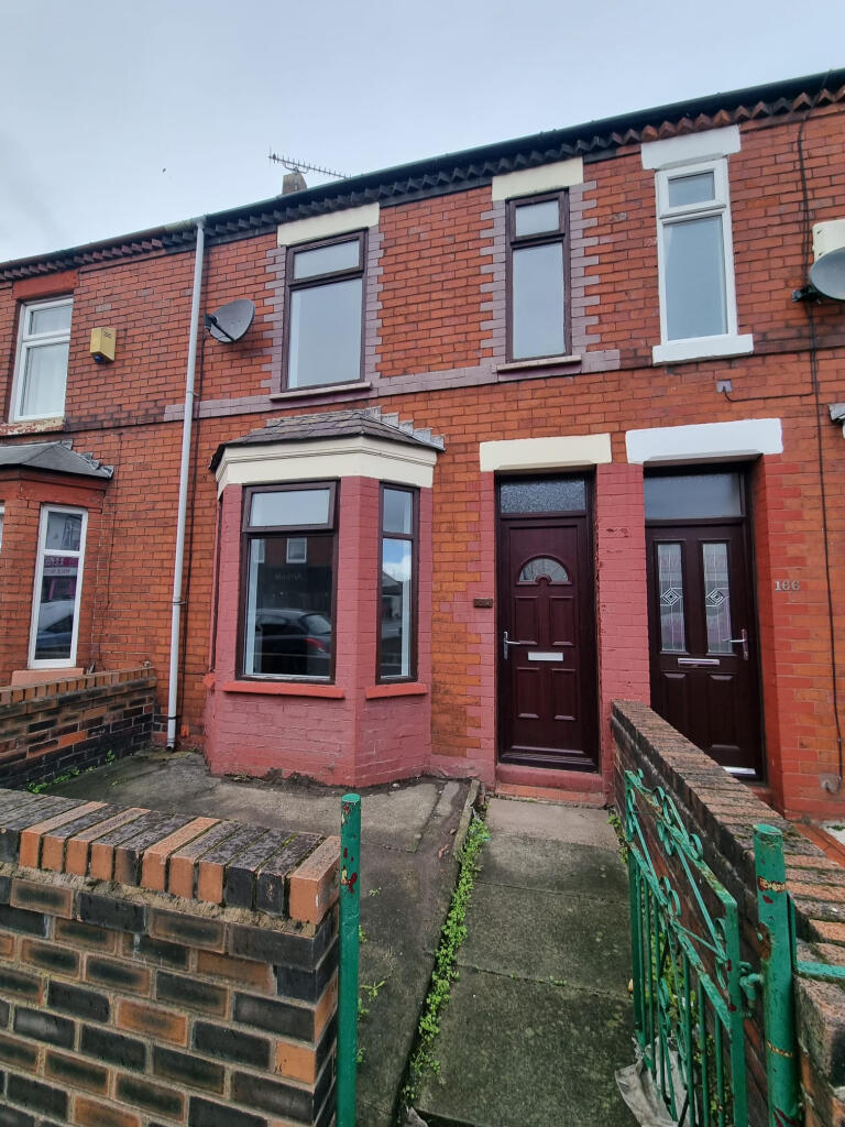 3 bed Mid Terraced House for rent in Winwick. From Domlets Ltd - Warrington