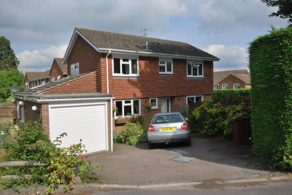 4 bed Detached for rent in Tunbridge Wells. From Doorknobs Ltd - Tunbridge Wells