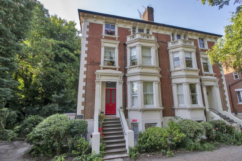 1 bed 1st Floor Flat for rent in Rusthall. From Doorknobs Ltd - Tunbridge Wells