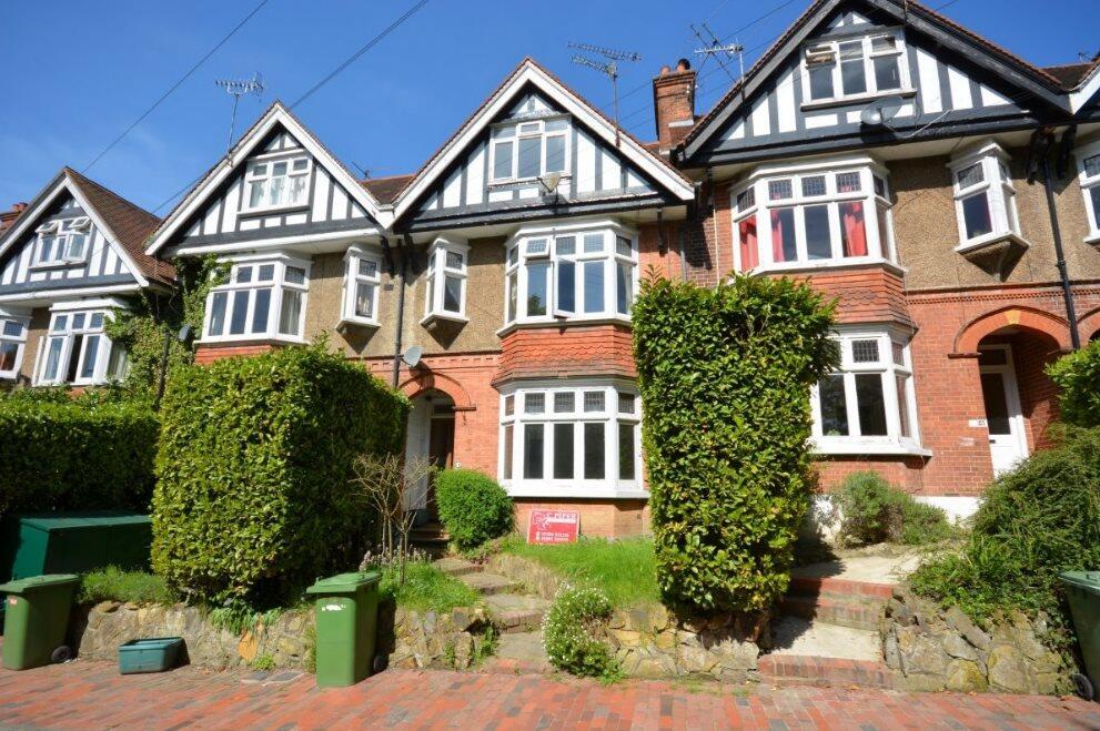 1 bed 1st Floor Flat for rent in Tunbridge Wells. From Doorknobs Ltd - Tunbridge Wells