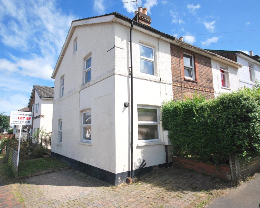 2 bed Mid Terraced House for rent in Tunbridge Wells. From Doorknobs Ltd - Tunbridge Wells