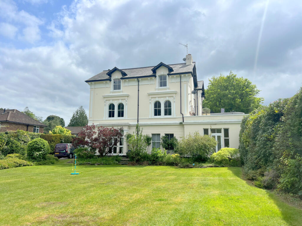 1 bed 1st Floor Flat for rent in Tunbridge Wells. From Doorknobs Ltd - Tunbridge Wells