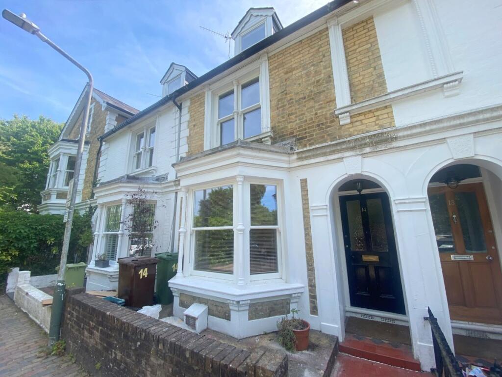 3 bed Mid Terraced House for rent in Tunbridge Wells. From Doorknobs Ltd - Tunbridge Wells