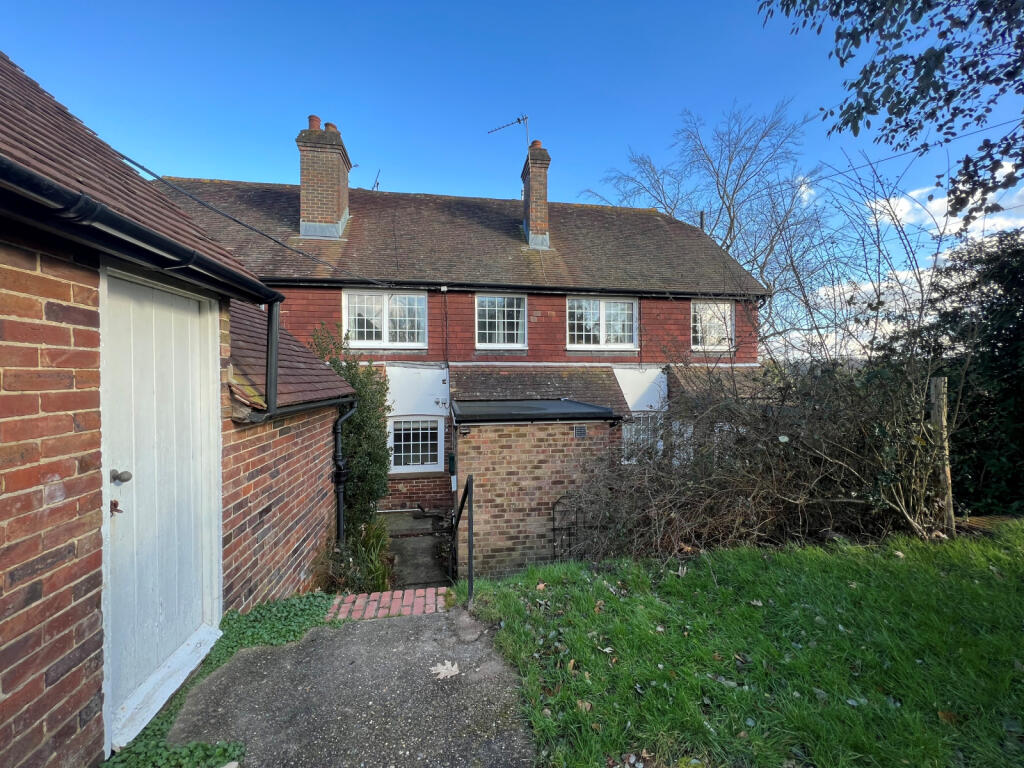 3 bed Cottage for rent in Lamberhurst. From Doorknobs Ltd - Tunbridge Wells