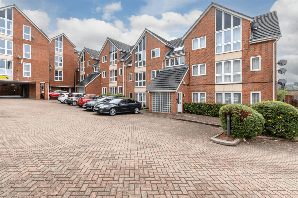 1 bed 1st Floor Flat for rent in Tunbridge Wells. From Doorknobs Ltd - Tunbridge Wells