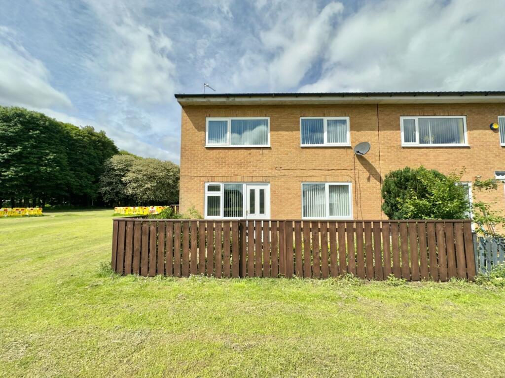 3 bed Mid Terraced House for rent in Peterlee. From Dowen - Peterlee