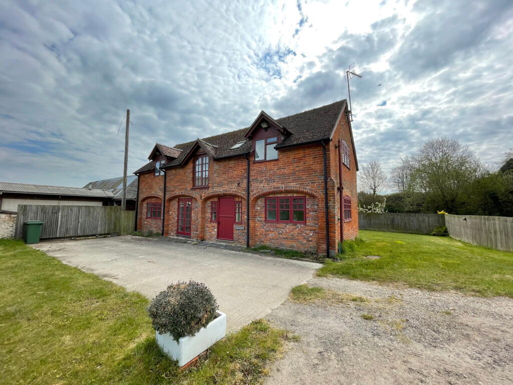 3 bed Detached for rent in Stockcross. From Downer & Co - Newbury