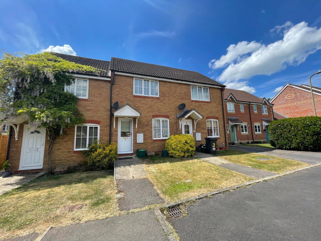 2 bed Mid Terraced House for rent in Cold Ash. From Downer & Co - Newbury