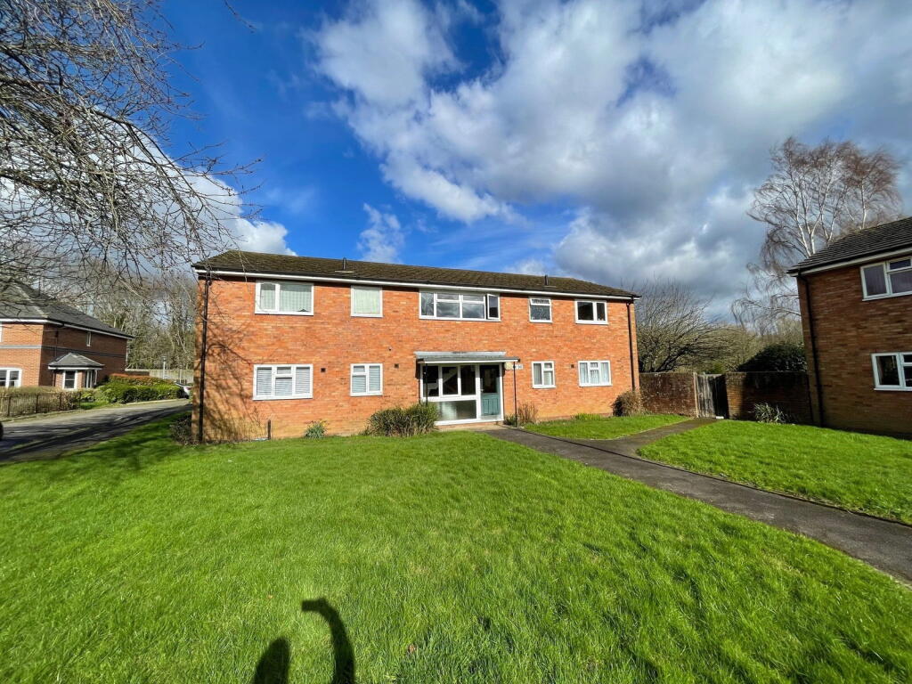 1 bed Apartment for rent in Kingsclere. From Downer & Co - Newbury