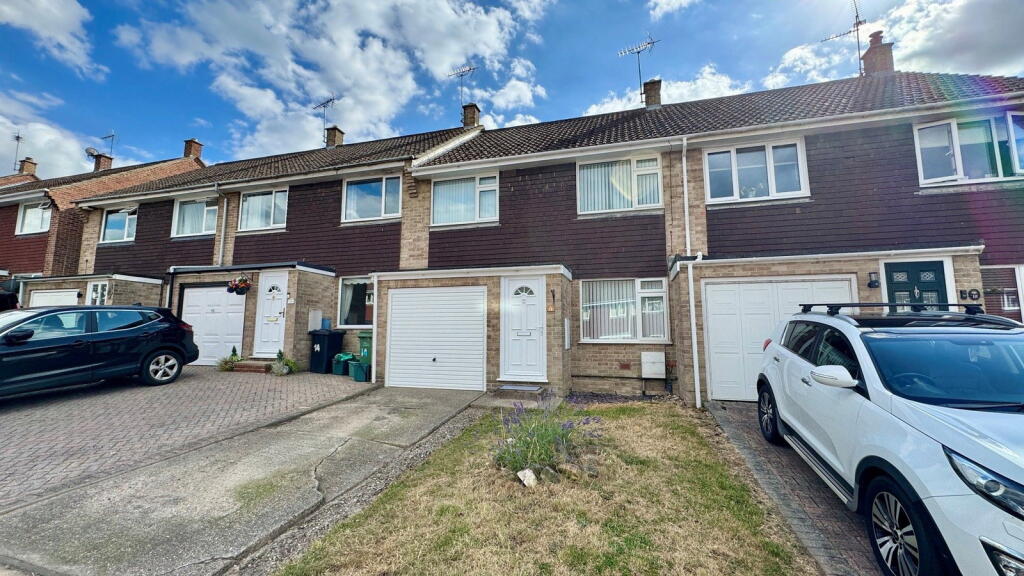 3 bed Mid Terraced House for rent in Greenham. From Downer & Co - Newbury