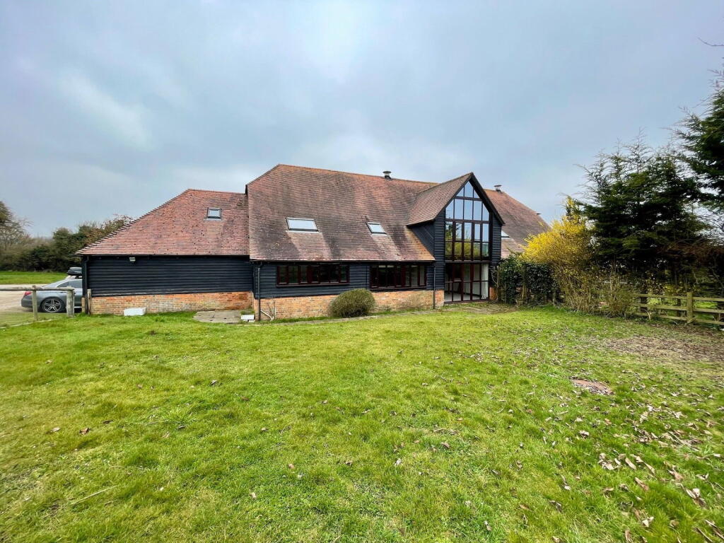 4 bed Semi Detached for rent in Compton. From Downer & Co - Newbury 4 bed Semi Detached for rent in Compton. From Downer & Co - Newbury