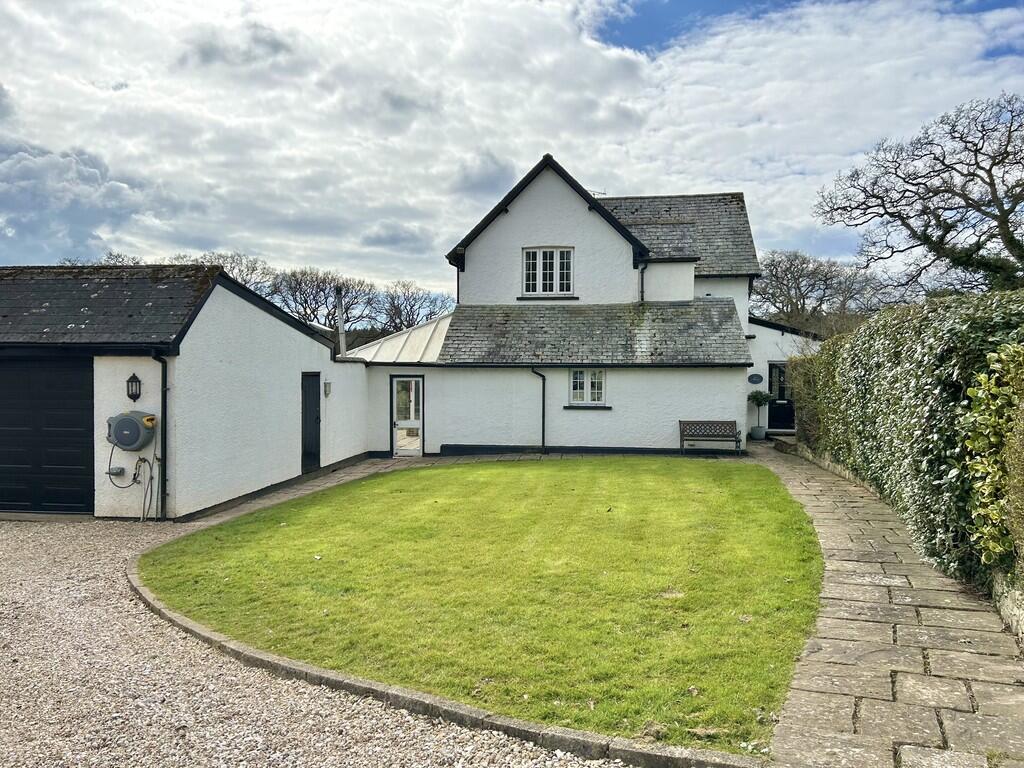 4 bed Detached for rent in Aylesbeare. From East of Exe Ltd - Topsham 4 bed Detached for rent in Aylesbeare. From East of Exe Ltd - Topsham
