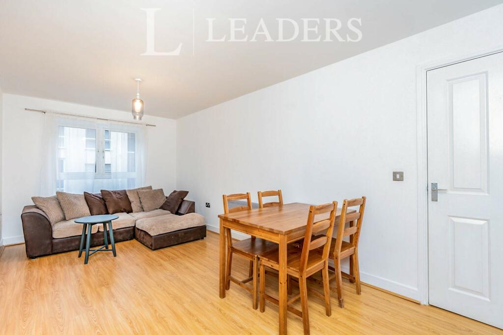 1 bed Apartment for rent in Southampton. From Leaders Waterside Properties Lettings - Ocean Village