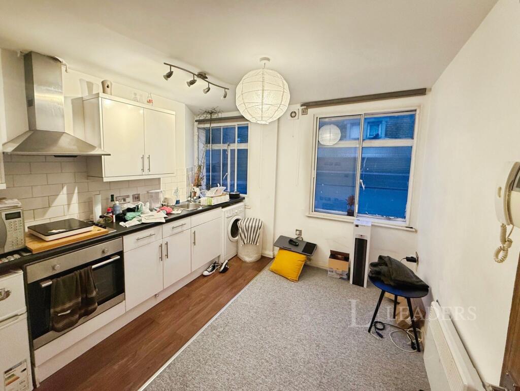 1 bed 1st Floor Flat for rent in Southampton. From Leaders Waterside Properties Sales - Ocean Village