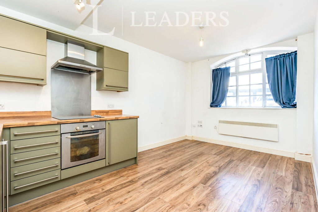1 bed 1st Floor Flat for rent in Southampton. From Leaders Waterside Properties Sales - Ocean Village