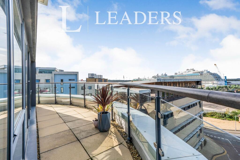 2 bed 1st Floor Flat for rent in Southampton. From Leaders Waterside Properties Sales - Ocean Village