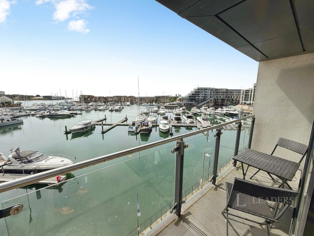 2 bed 1st Floor Flat for rent in Southampton. From Leaders Waterside Properties Sales - Ocean Village